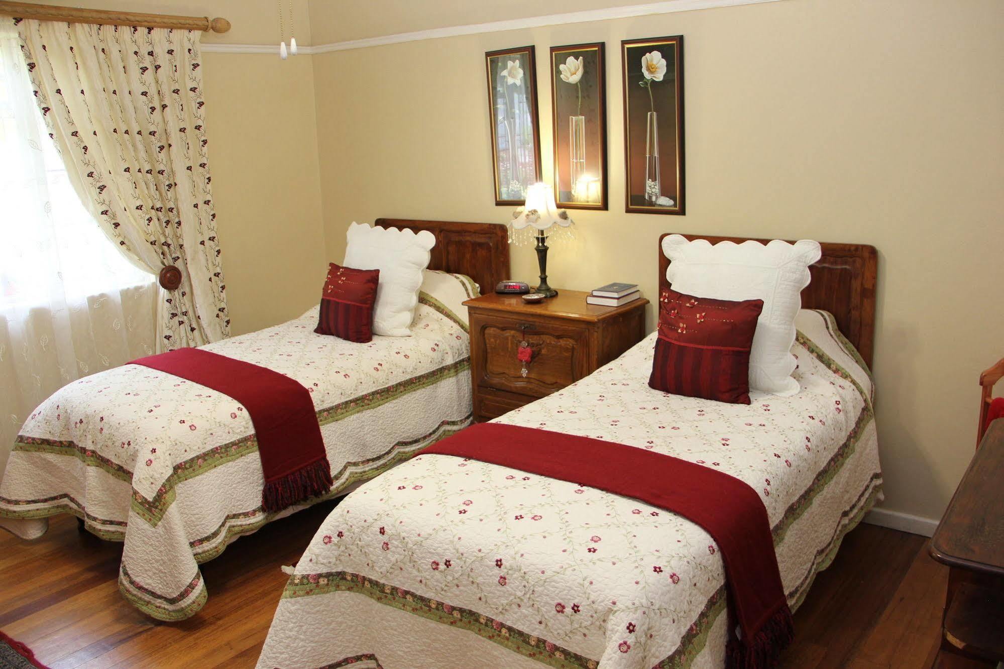 Beau & I Bed and Breakfast Graaff-Reinet Εξωτερικό φωτογραφία