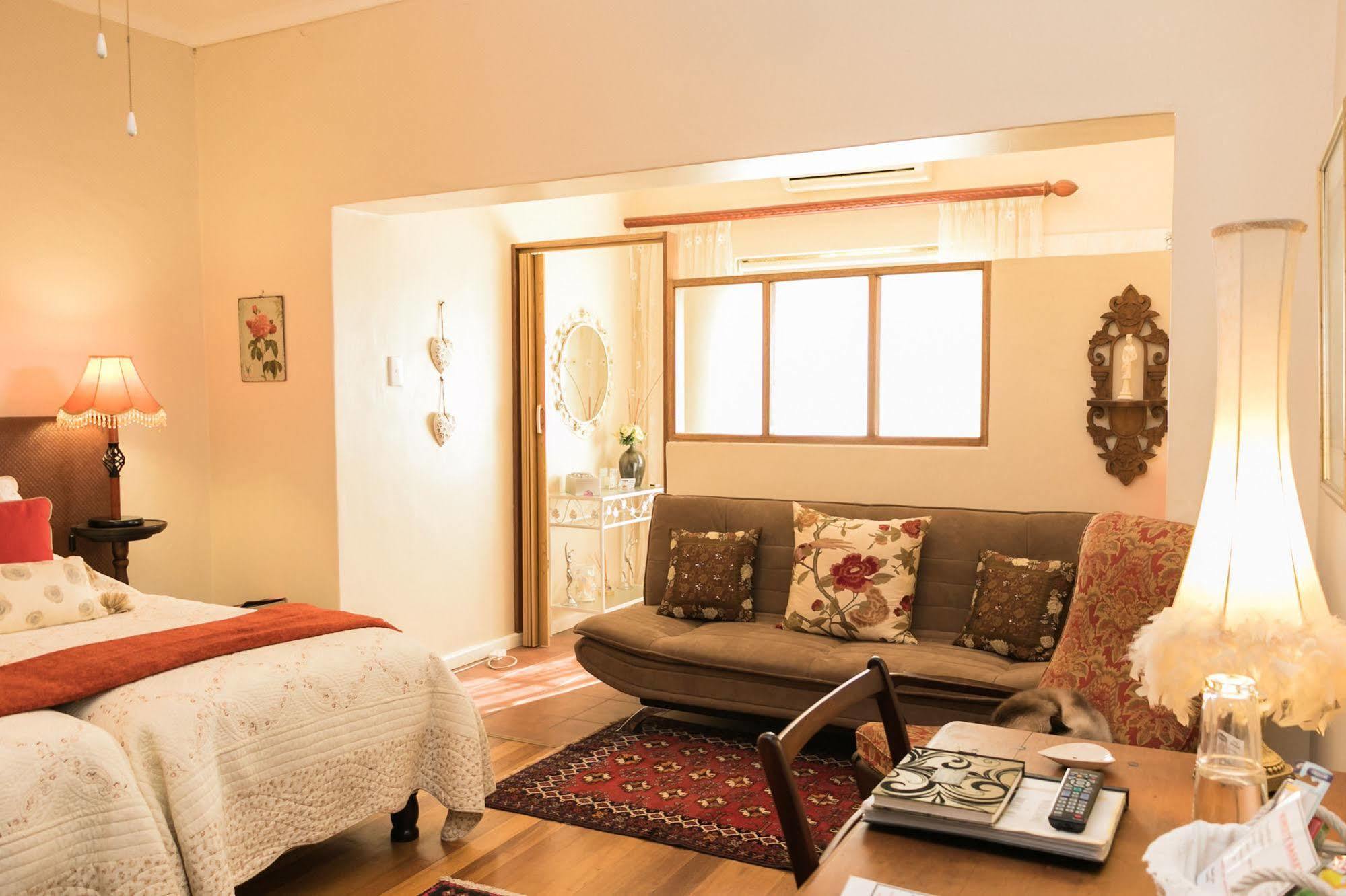 Beau & I Bed and Breakfast Graaff-Reinet Εξωτερικό φωτογραφία